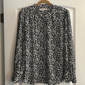 Loft Women's Leopard Print Button down Blouse Size Large